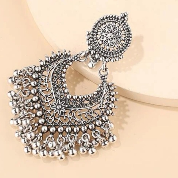 Round Ball Tassel Drop Festival Silver tone, Boho Hippie, Ethnic, Club Earrings - Picture 9 of 9